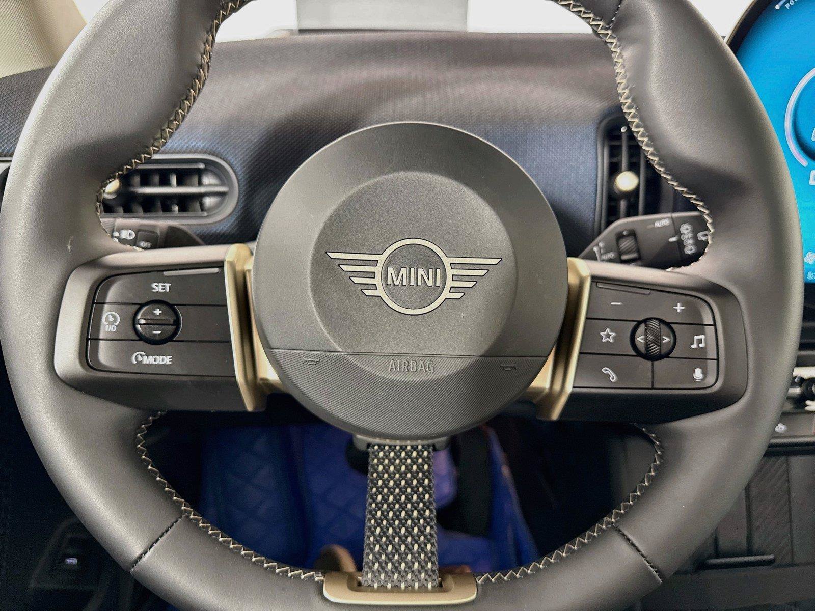 Used 2025 MINI Cooper S FWD image 16