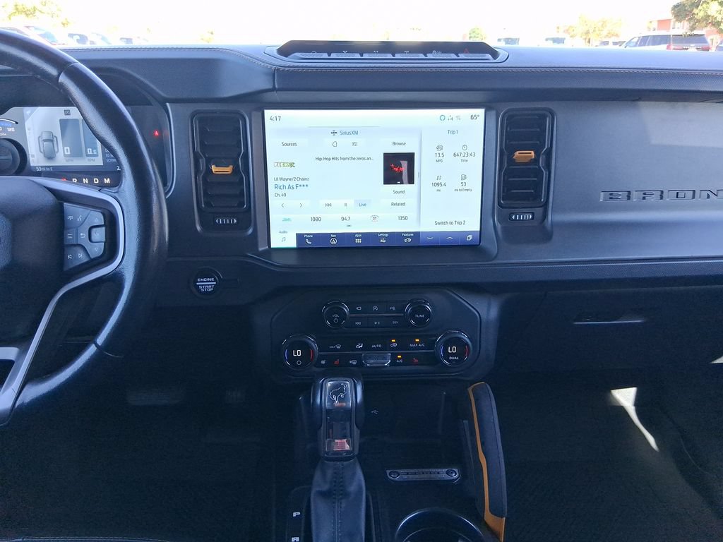 Used 2024 Ford Bronco Badlands AWD/4WD image 17