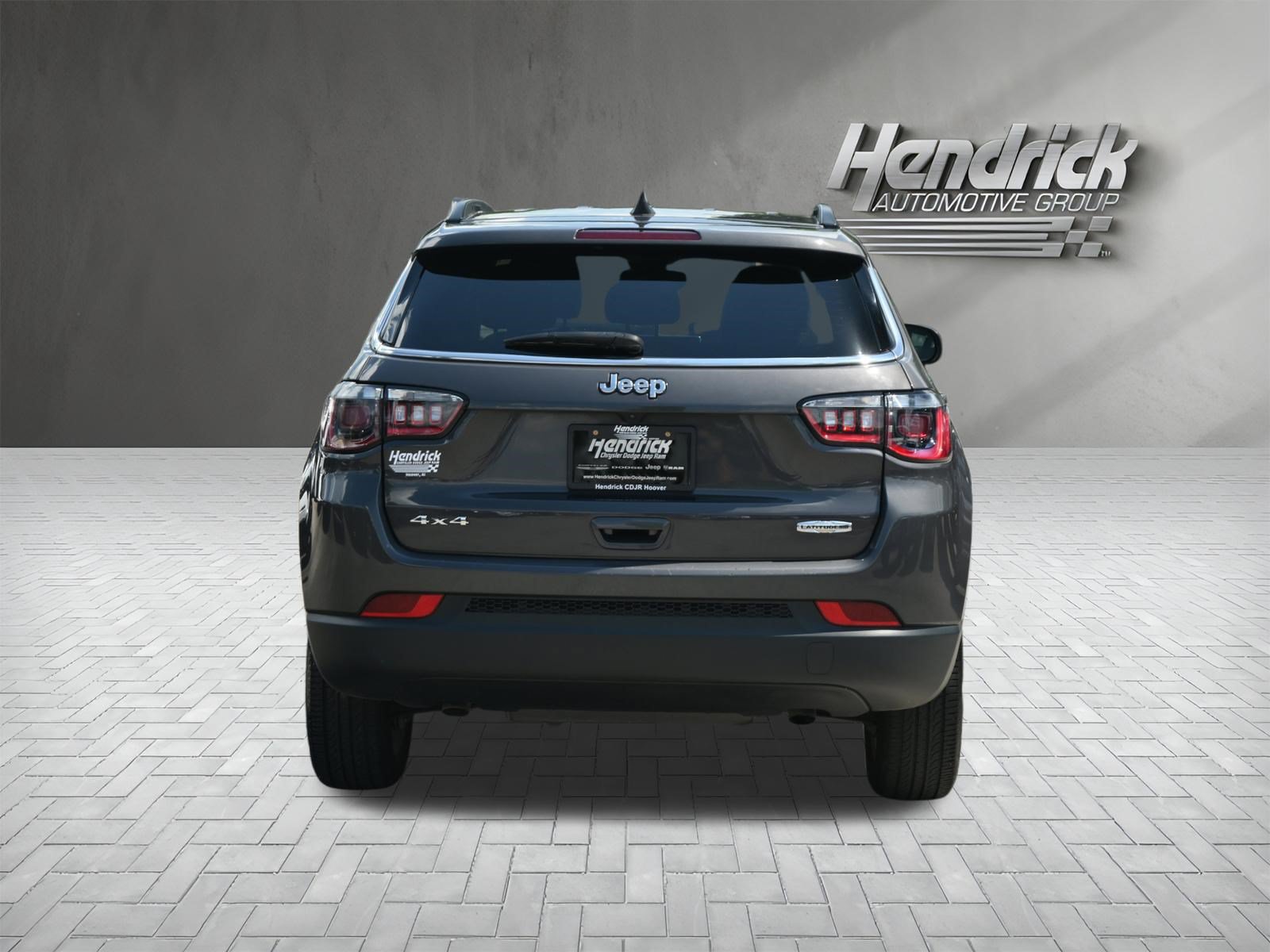 Used 2024 Jeep Compass Latitude AWD/4WD image 9