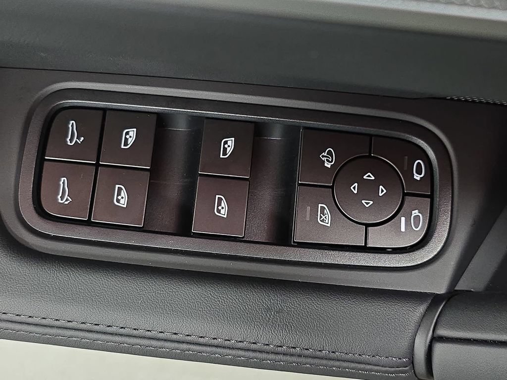 New 2026 Porsche Cayenne S AWD/4WD image 23