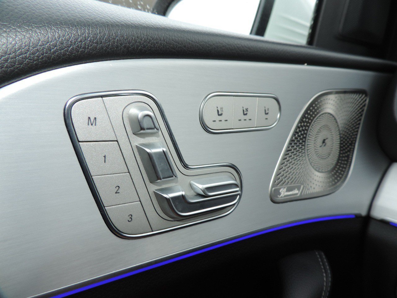 Used 2025 Mercedes-Benz GLE 350 4MATIC image 27