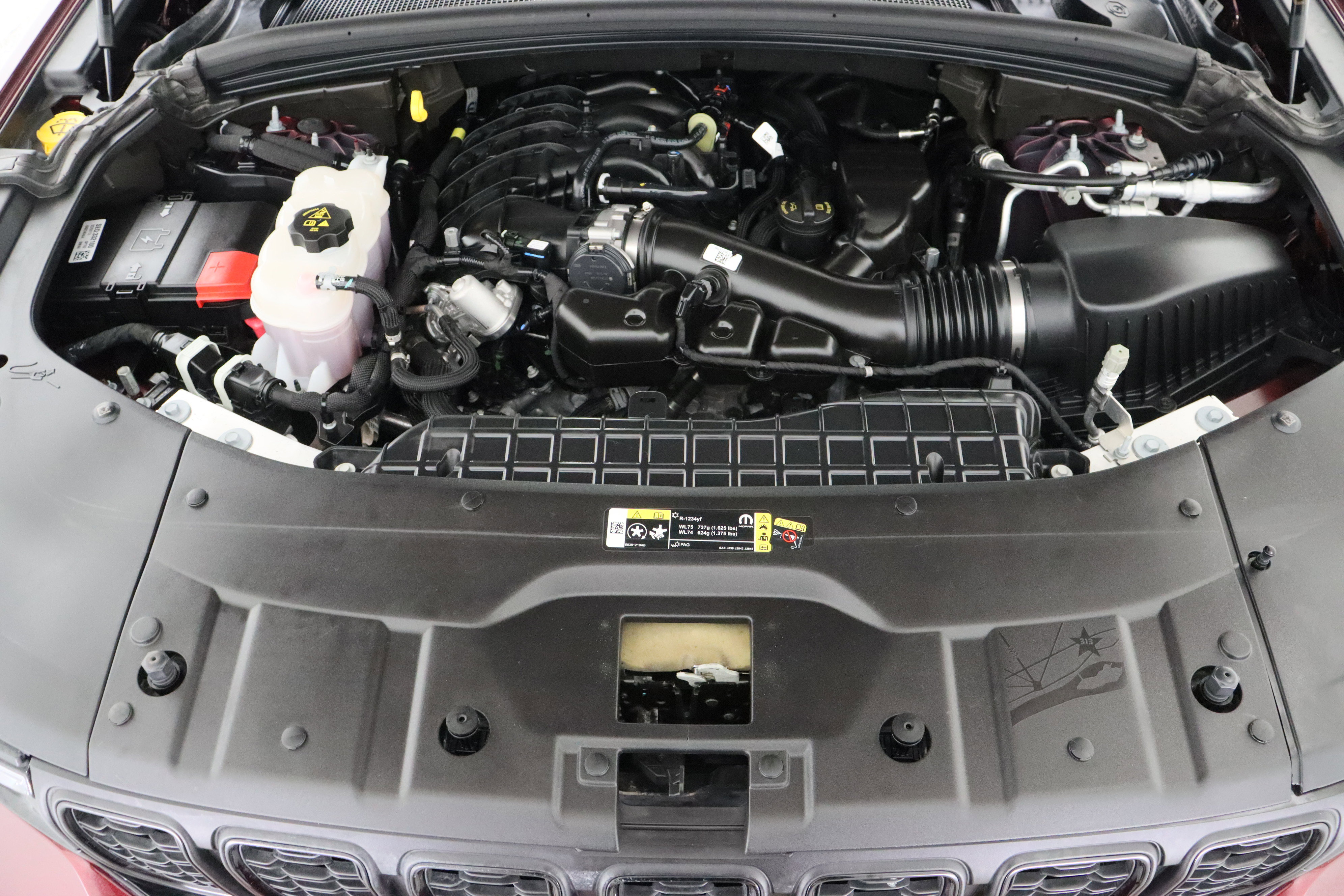 Used 2025 Jeep Grand Cherokee Altitude AWD/4WD image 40