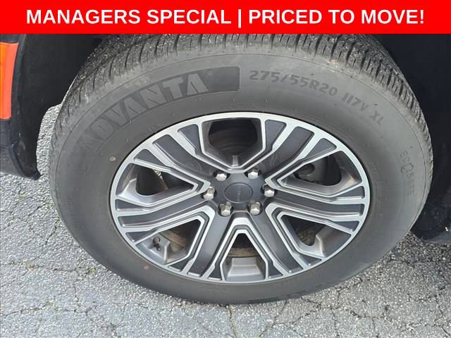 Used 2024 Jeep Wagoneer L Series II w/ Flexible Seating Group image 15