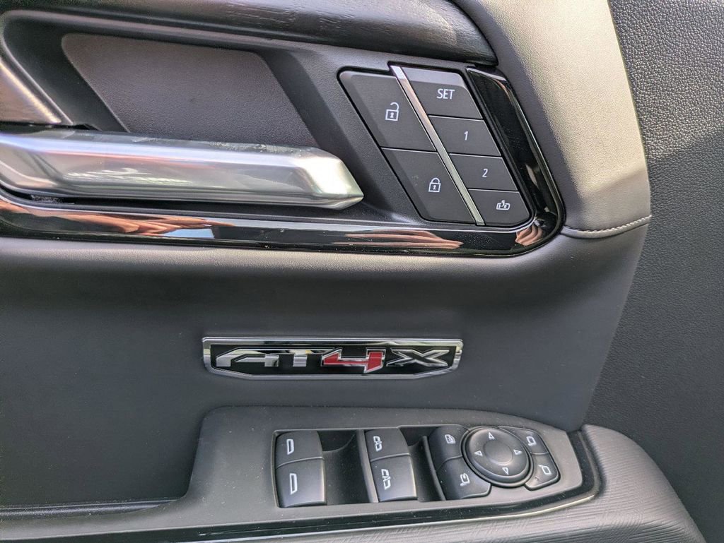 New 2026 GMC Sierra 1500 AT4X AWD/4WD image 6