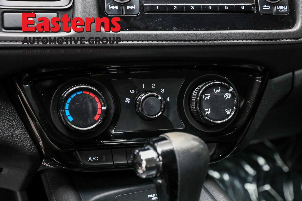 Used 2019 Honda HR-V LX image 19