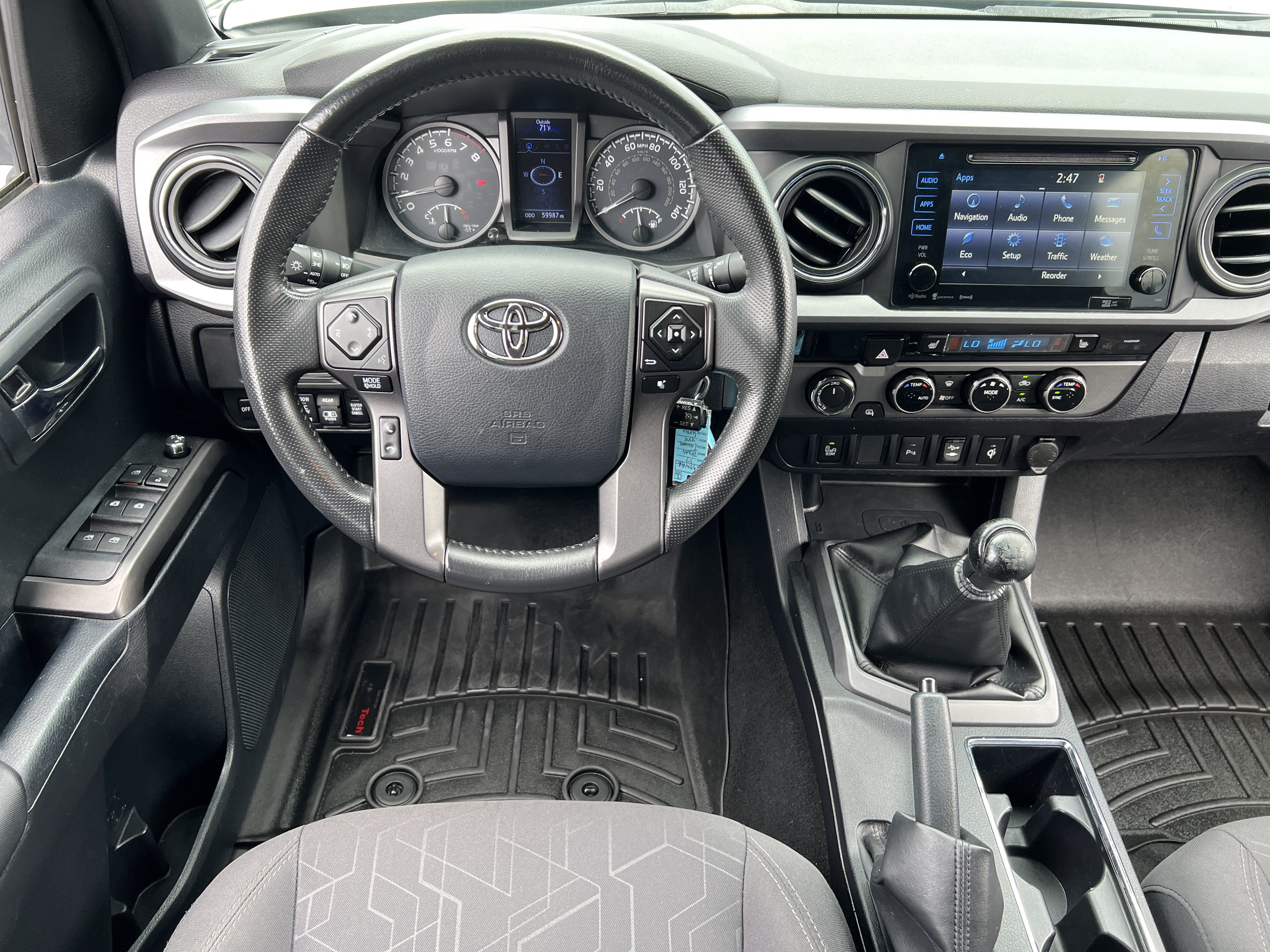 Used 2017 Toyota Tacoma TRD Sport w/ Premium & Technology Package AWD/4WD image 34