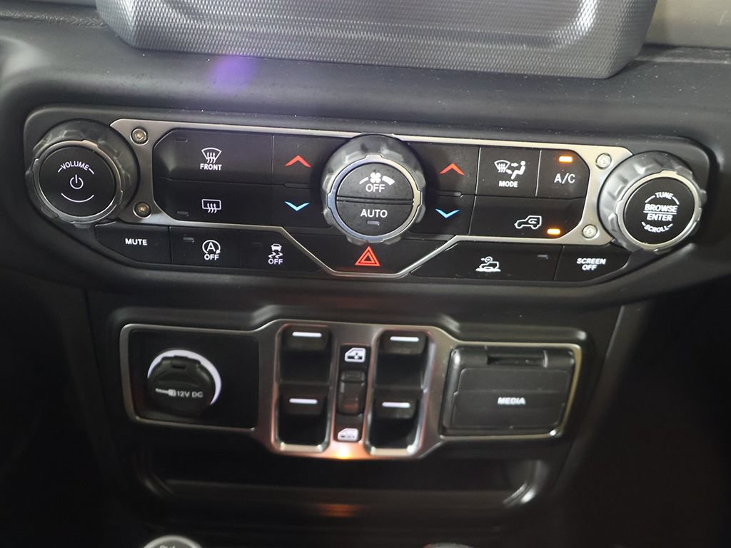 Used 2021 Jeep Wrangler Unlimited Sahara AWD/4WD image 42
