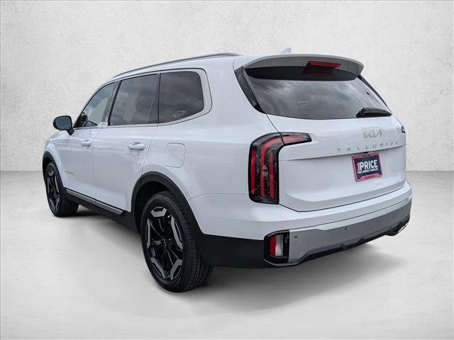 Used 2024 Kia Telluride EX FWD image 8