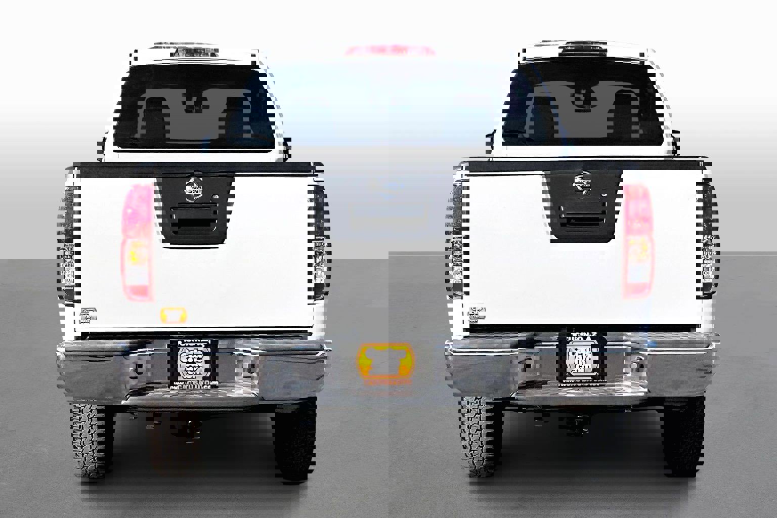 Used 2015 Nissan Frontier S w/ S Preferred Package image 4