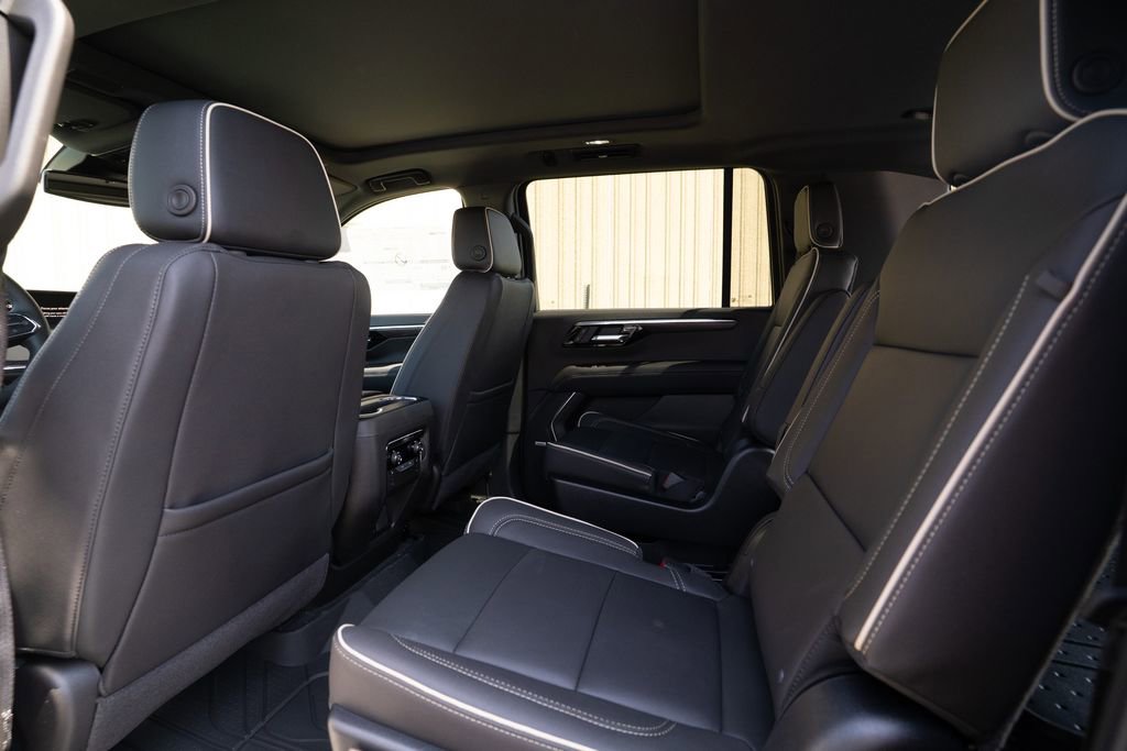 New 2025 Chevrolet Suburban Premier w/ Sun And Tow Package image 37