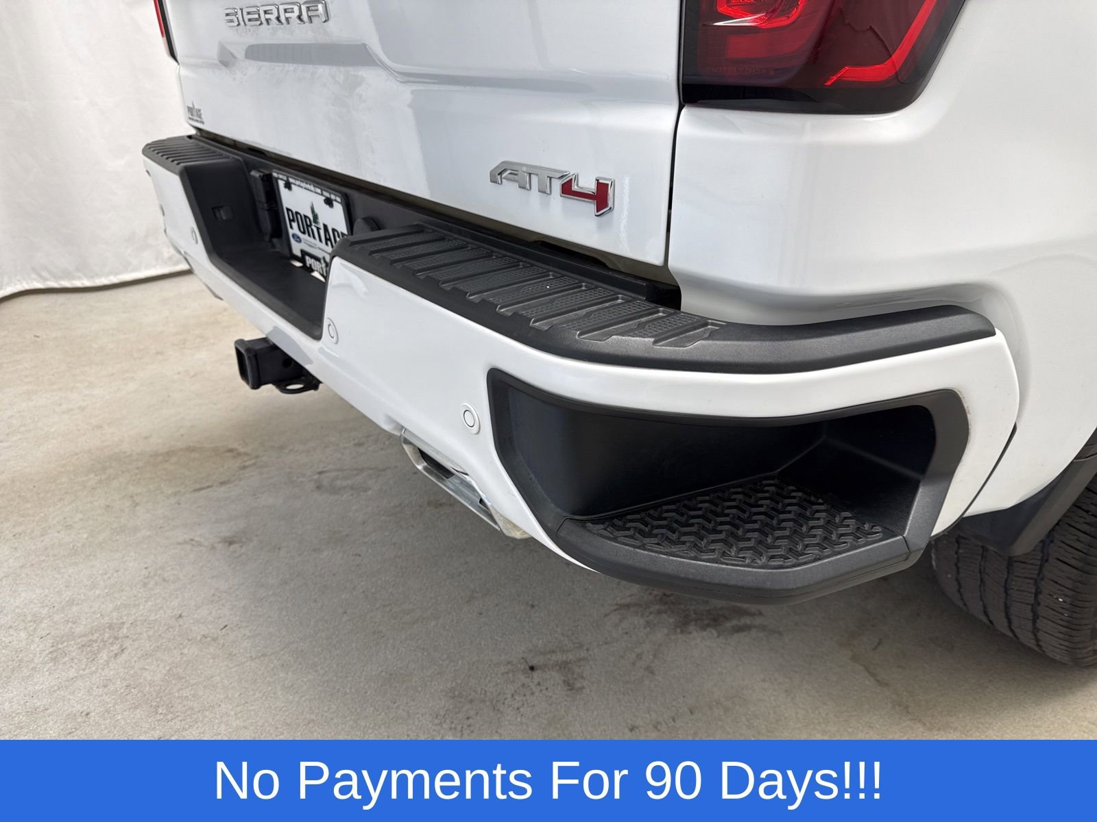 Used 2022 GMC Sierra 1500 AT4 w/ Technology Package image 48