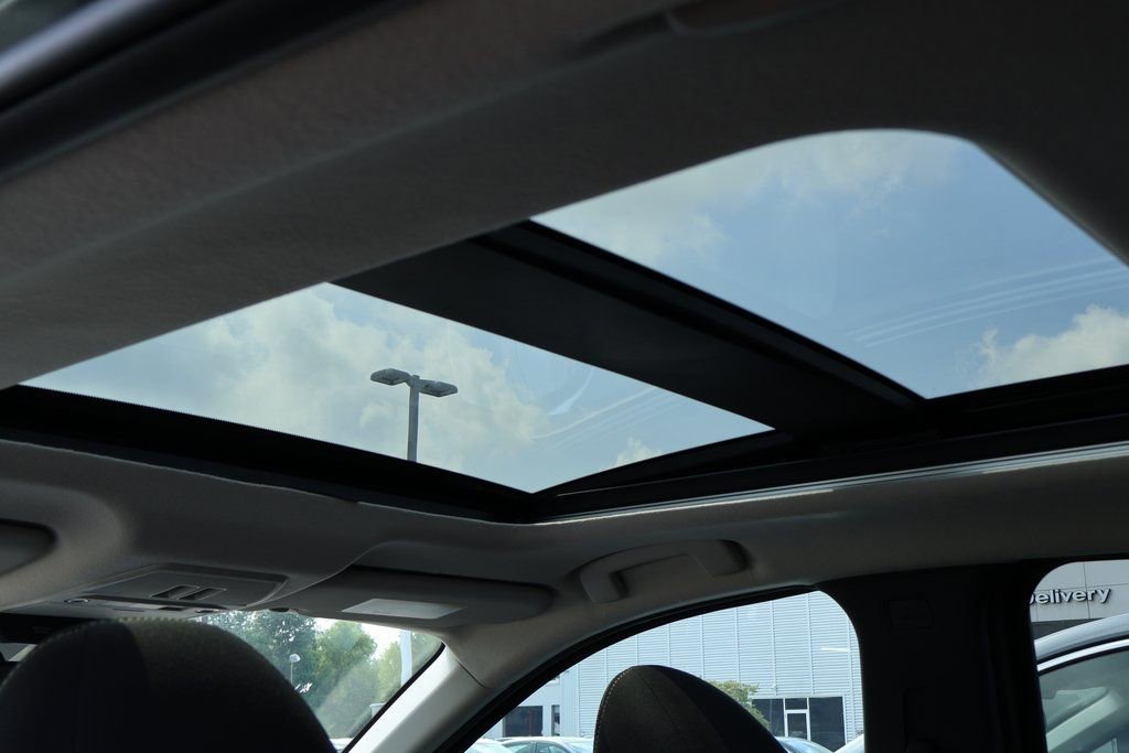 New 2025 Nissan Murano SL w/ Cargo Package image 9