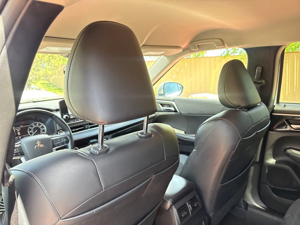 Used 2024 Mitsubishi Outlander SE AWD/4WD image 21