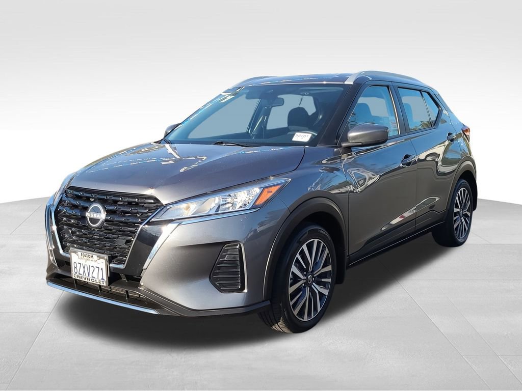 Used 2022 Nissan Kicks SV