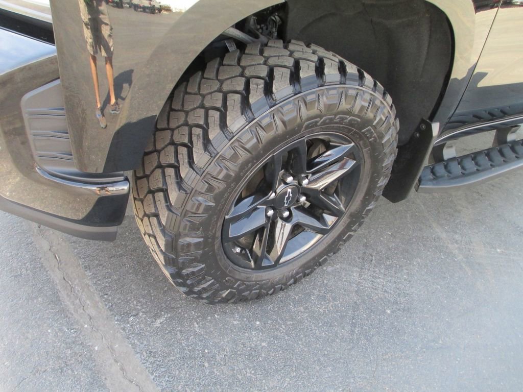Used 2019 Chevrolet Silverado 1500 LT Trail Boss image 11