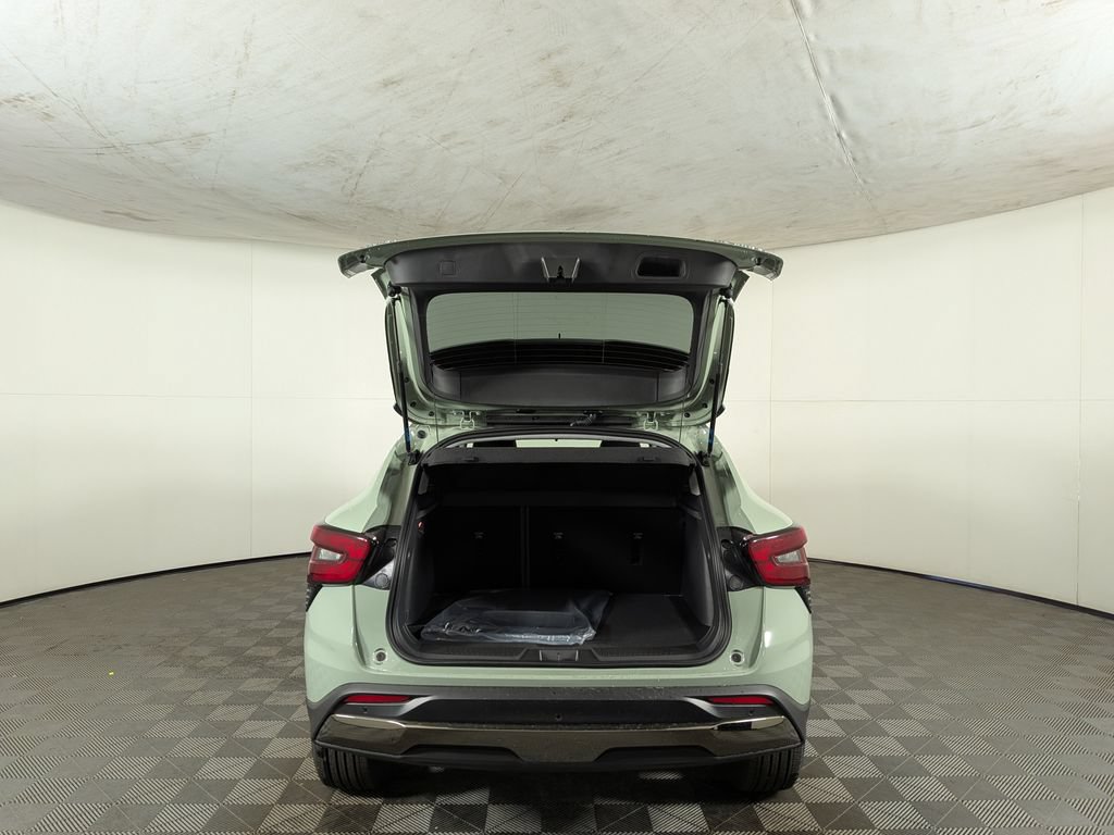 New 2026 Chevrolet Trax ACTIV w/ Driver Confidence Package FWD image 9