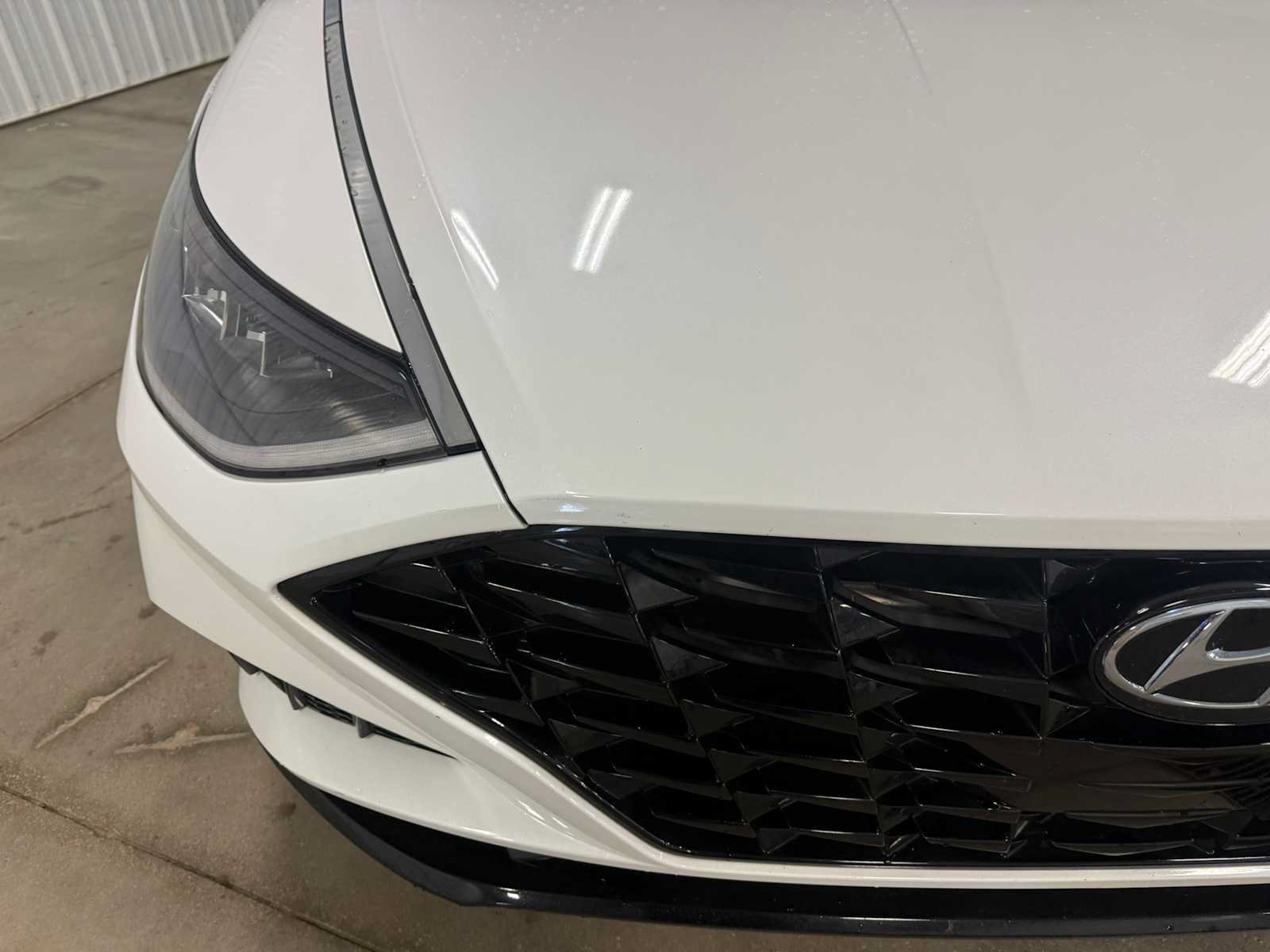 Used 2020 Hyundai Sonata SEL w/ Premium + Sunroof Package FWD image 4