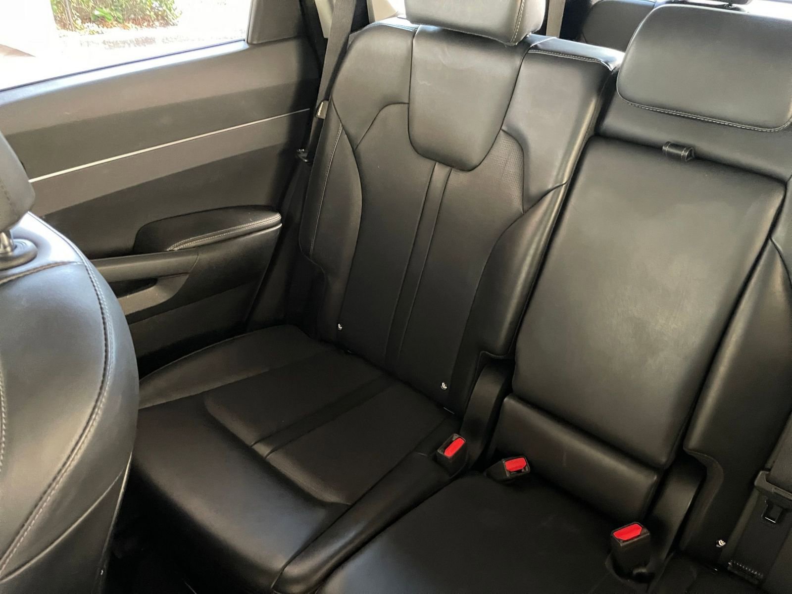 Used 2024 Kia Sorento S image 39