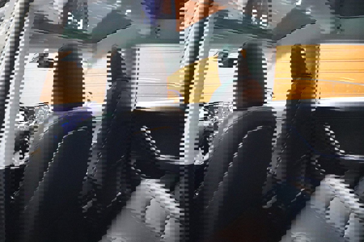 Used 2020 Tesla Model 3 Long Range image 36