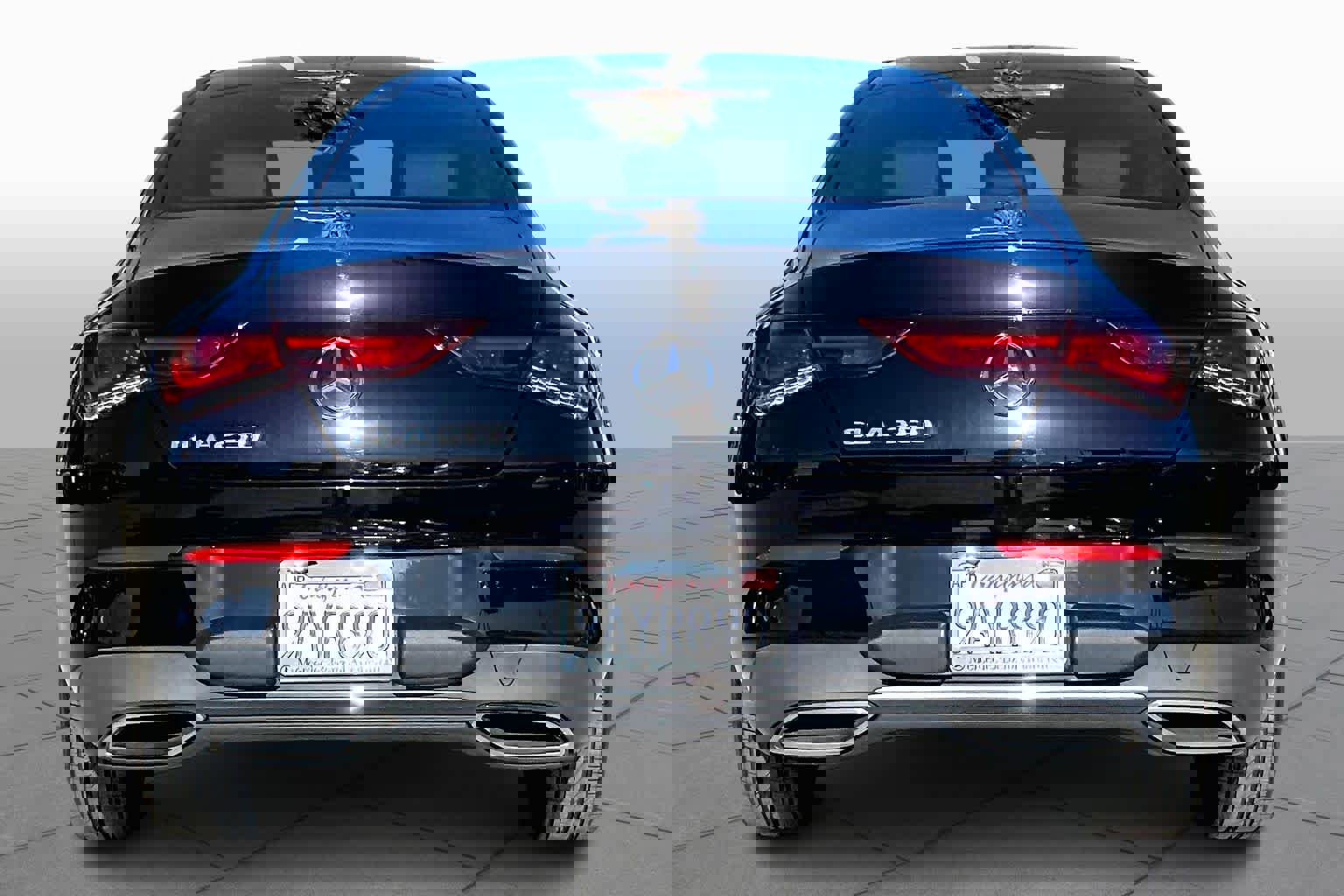 Used 2022 Mercedes-Benz CLA 250 image 4