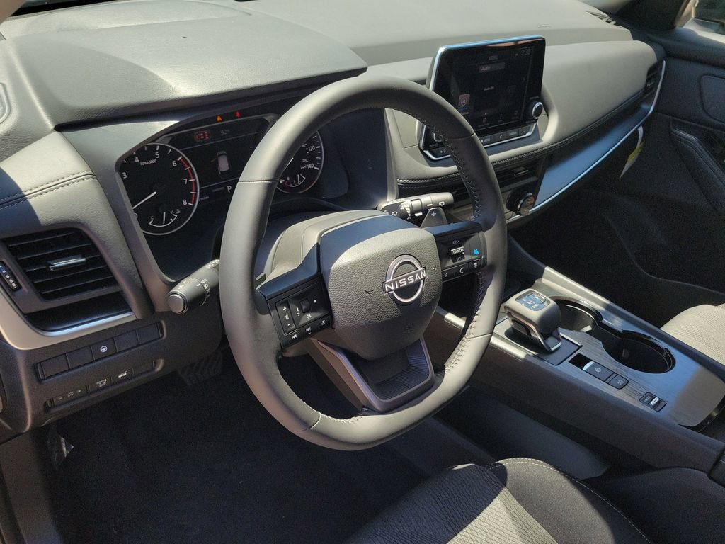 New 2026 Nissan Rogue SV FWD image 16