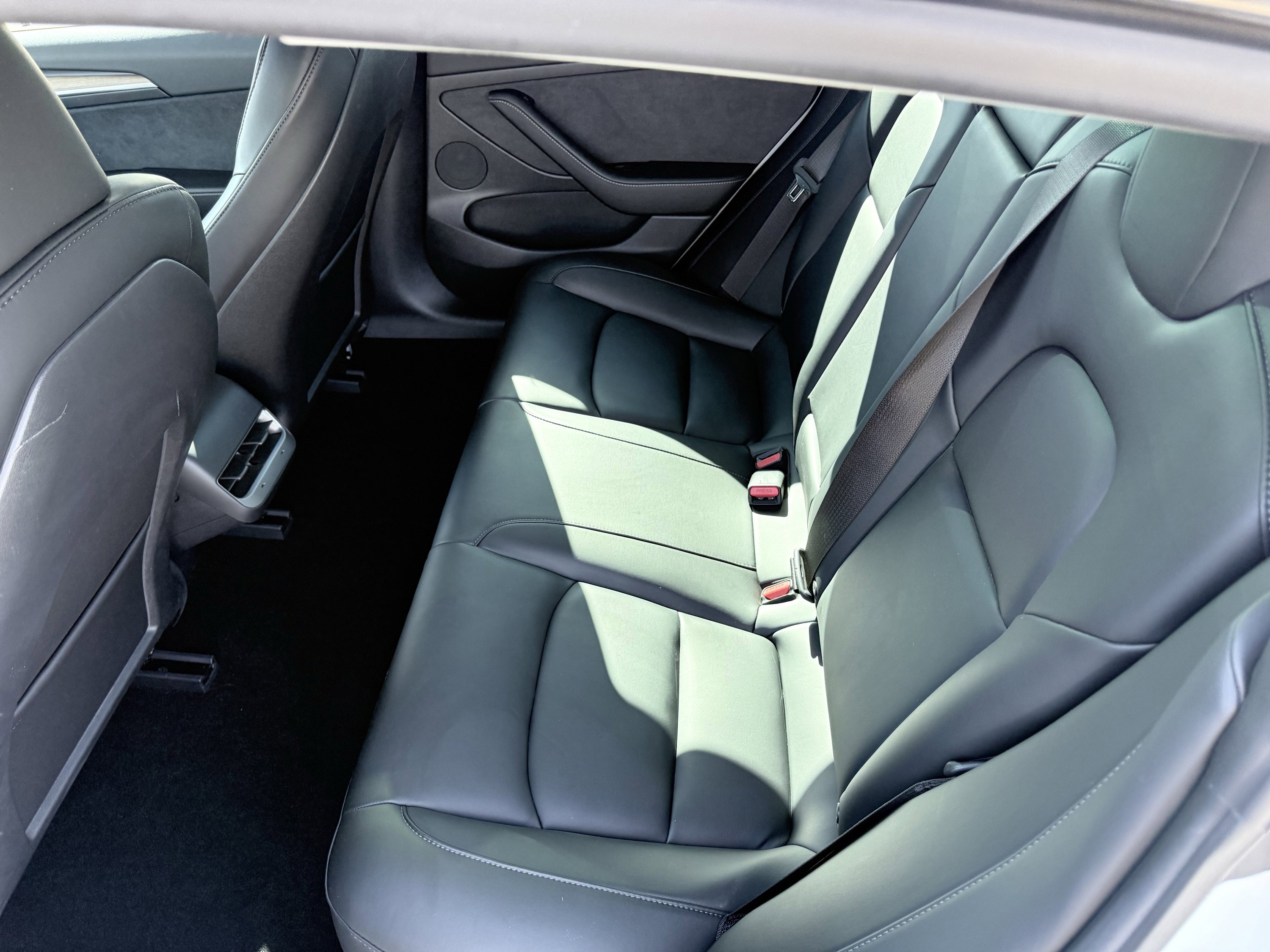 Used 2021 Tesla Model 3 Long Range image 34