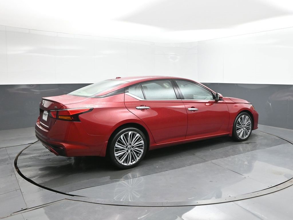 Used 2025 Nissan Altima 2.5 SL image 15
