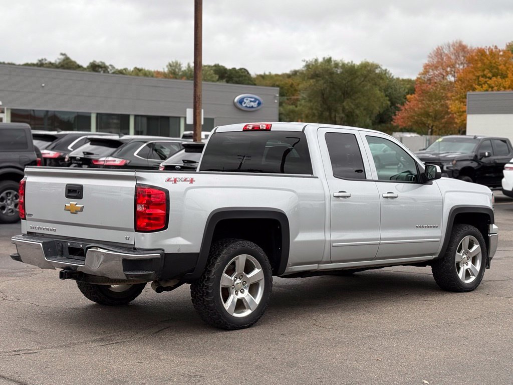 Used 2015 Chevrolet Silverado 1500 LT w/ LT Convenience Package AWD/4WD image 38
