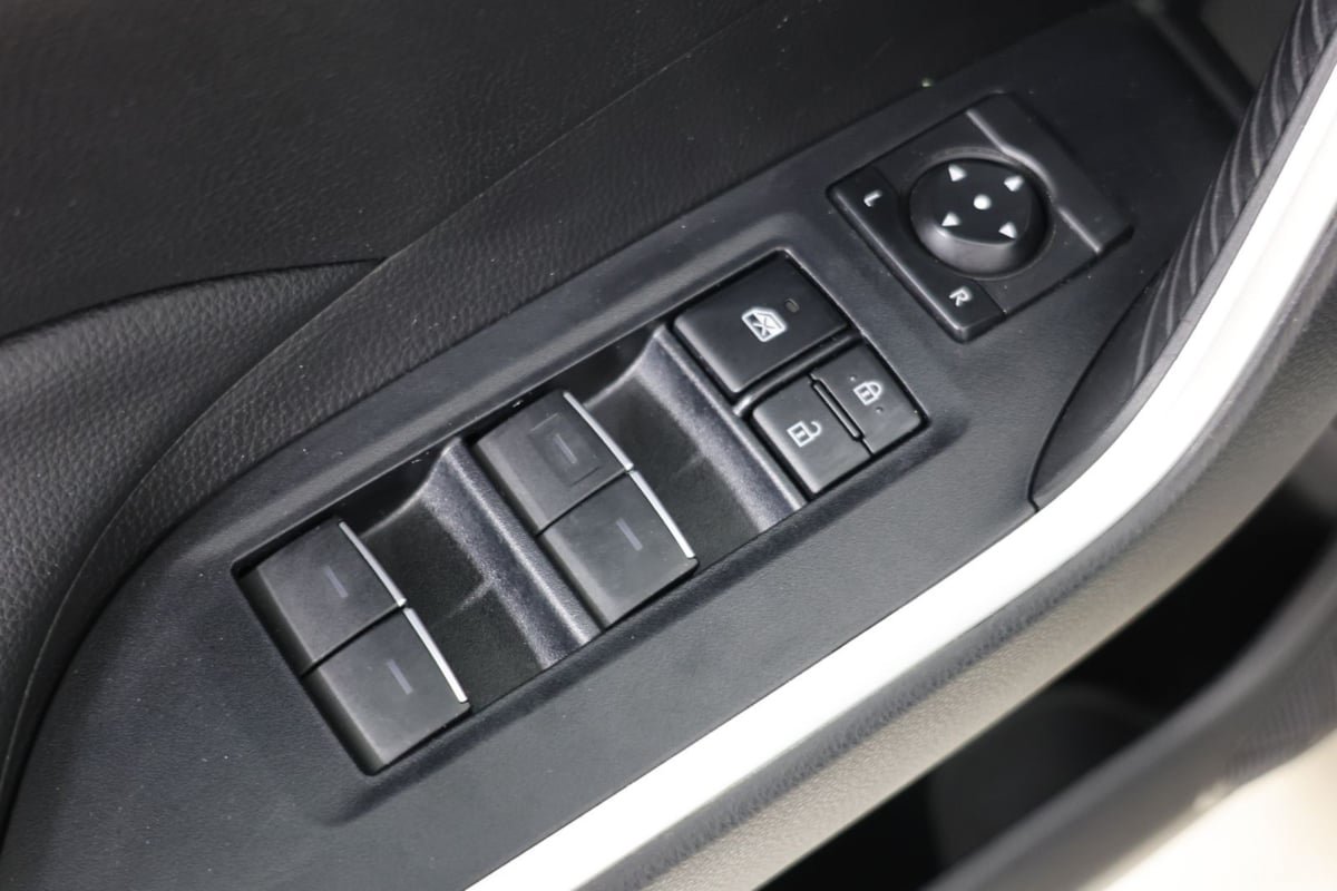 Used 2022 Toyota RAV4 XLE AWD/4WD image 20