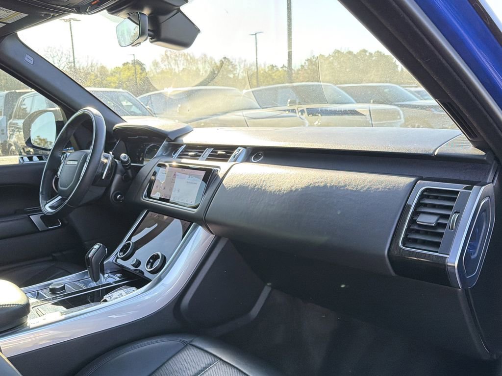 Used 2020 Land Rover Range Rover Sport HSE Dynamic image 17