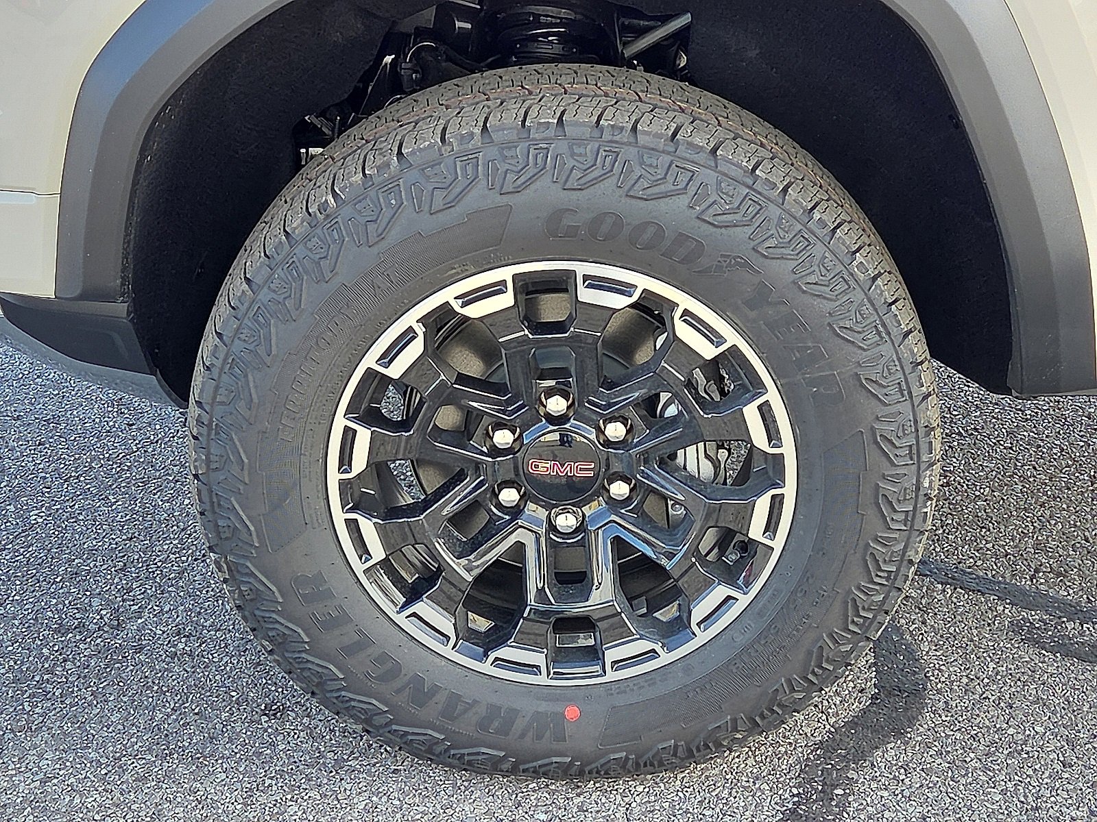 New 2026 GMC Canyon AT4 image 7