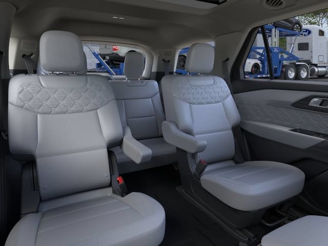 New 2026 Ford Explorer Platinum w/ LUX Leather Package AWD/4WD image 11