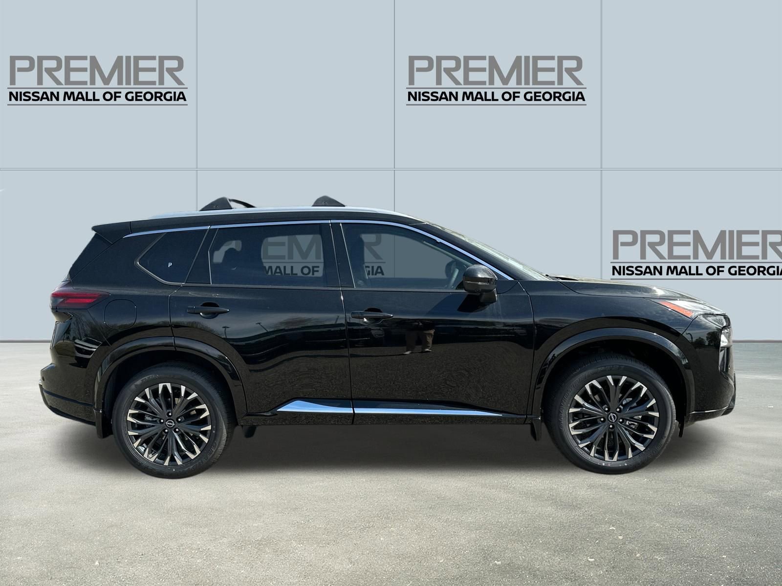 New 2026 Nissan Rogue Platinum w/ Platinum Premium Package image 4