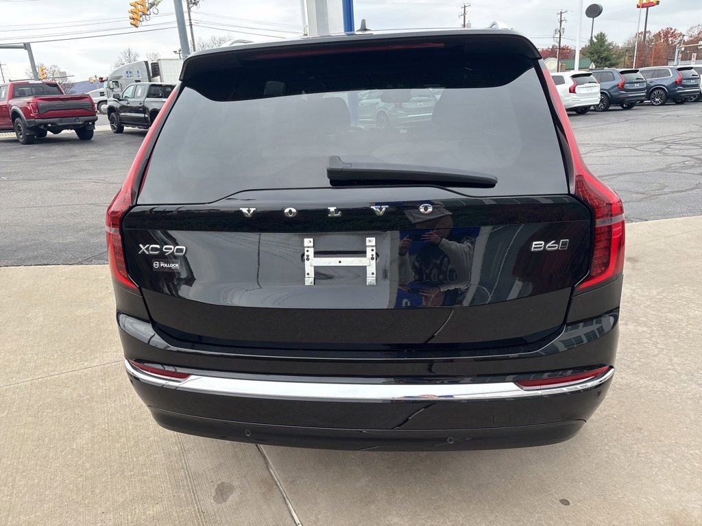 Certified 2025 Volvo XC90 B6 Plus image 6