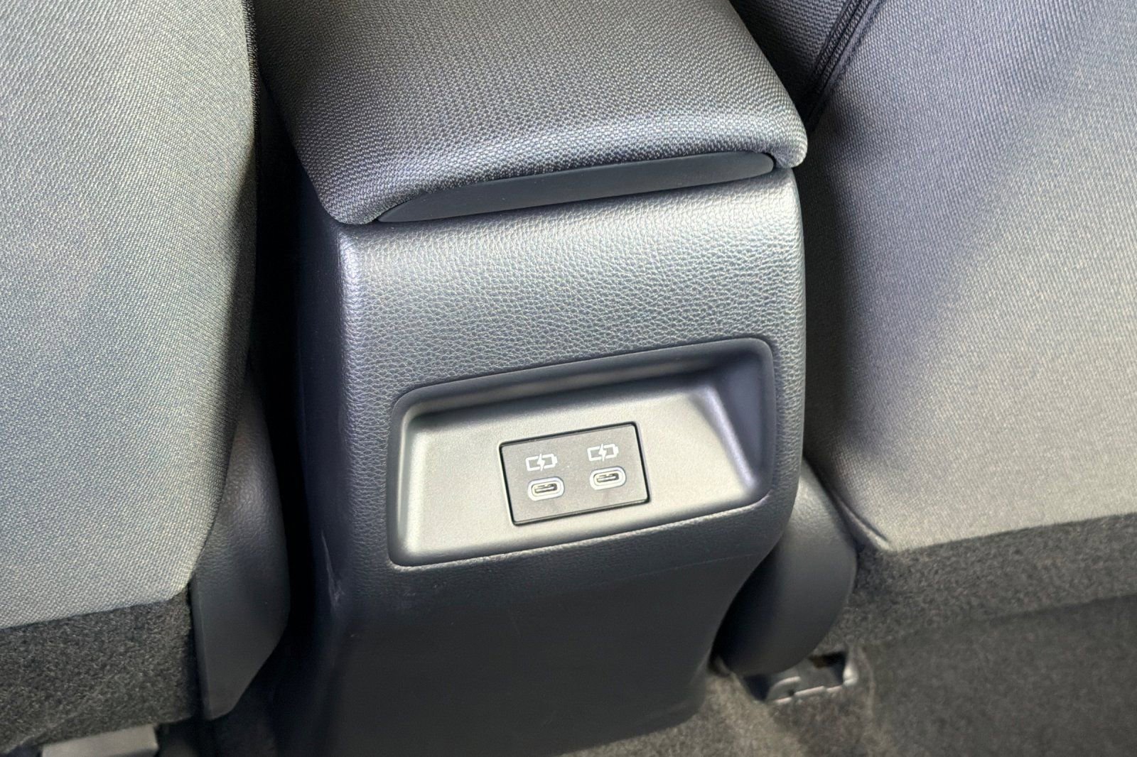 Used 2026 Toyota Corolla LE FWD image 15