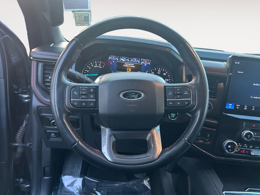 Used 2023 Ford Expedition Limited image 15