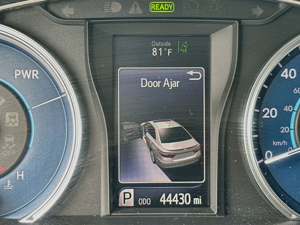 Used 2017 Toyota Camry XLE FWD image 12