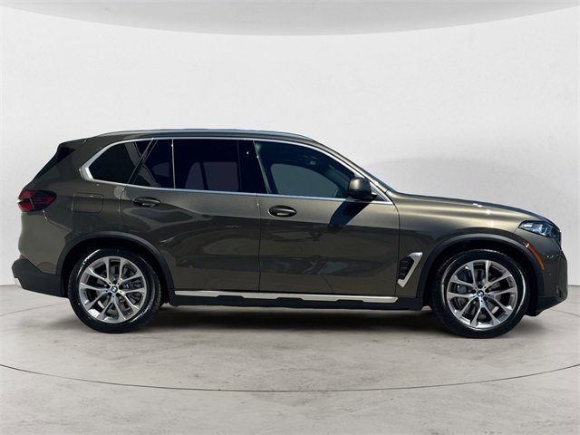 New 2026 BMW X5 xDrive50e w/ Executive Package image 8