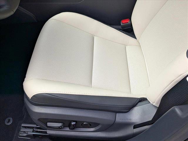 New 2025 Lexus ES 350 w/ Premium Package image 4