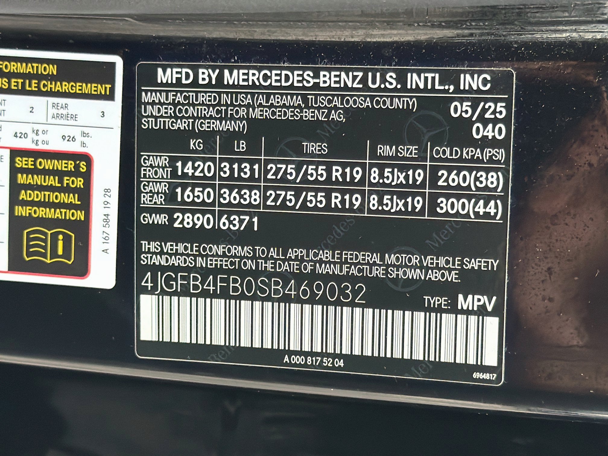 Used 2025 Mercedes-Benz GLE 350 4MATIC w/ Driver Assistance Package image 44