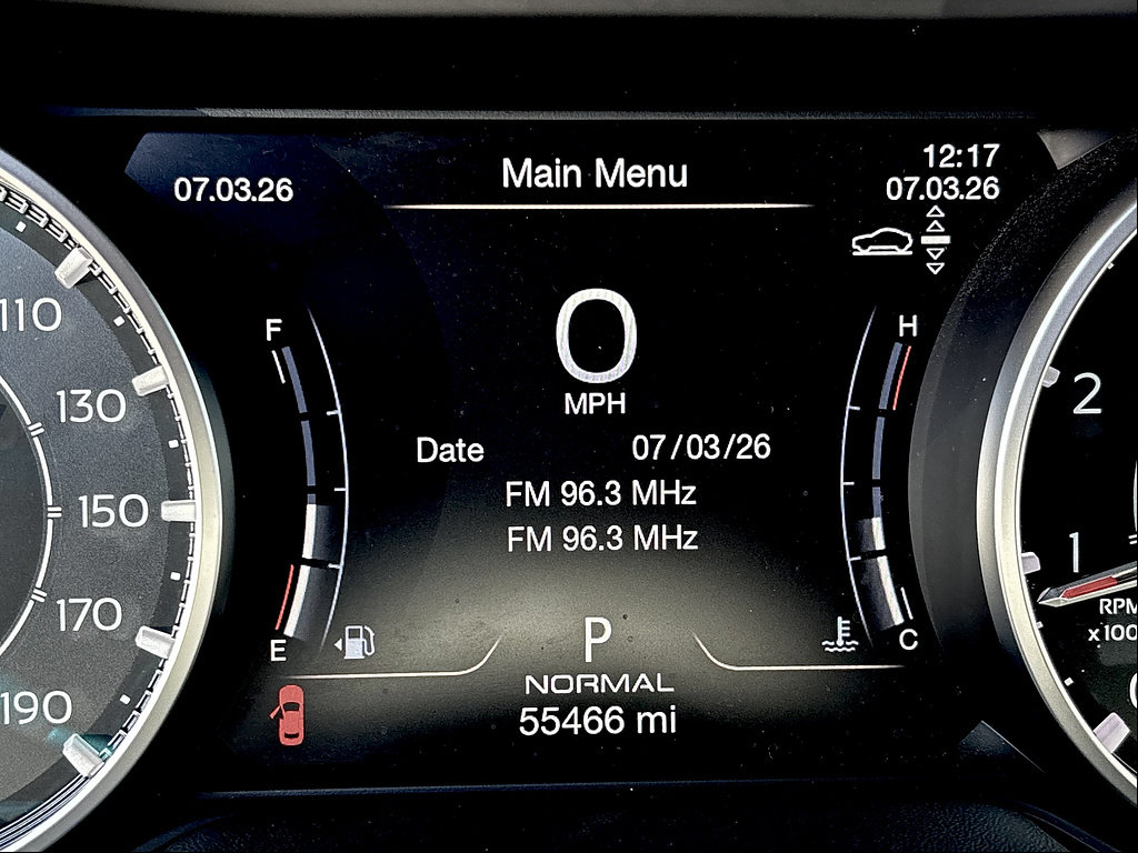 Used 2022 Maserati Levante Modena AWD/4WD image 27