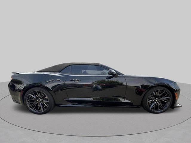 Used 2018 Chevrolet Camaro ZL1 RWD image 6