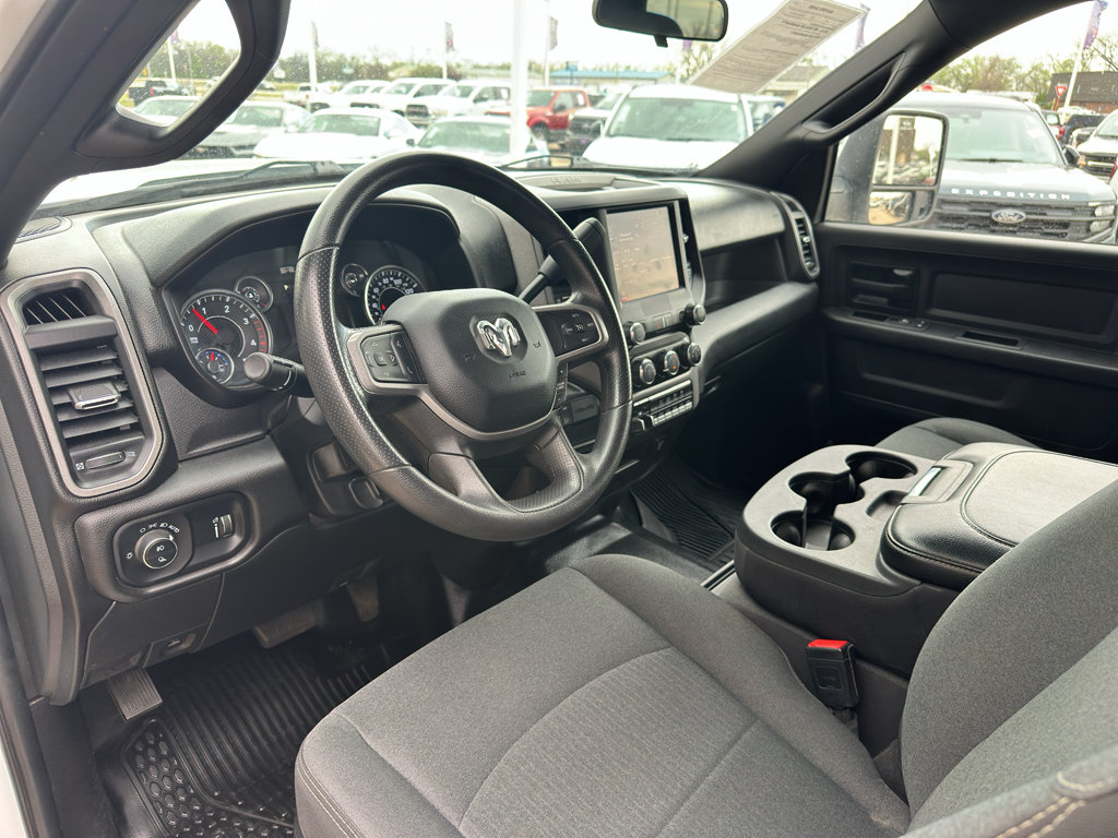 Used 2024 RAM 2500 Tradesman w/ Chrome Appearance Group AWD/4WD image 14
