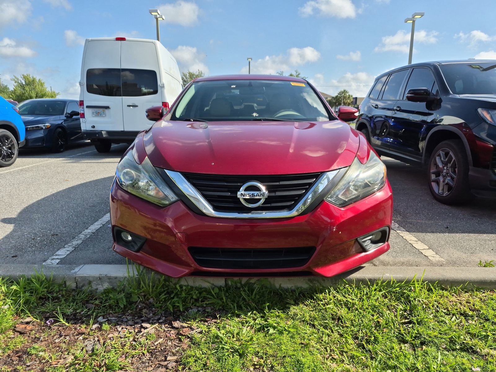 Used 2017 Nissan Altima 2.5 SL w/ 2.5 Technology Package FWD image 2