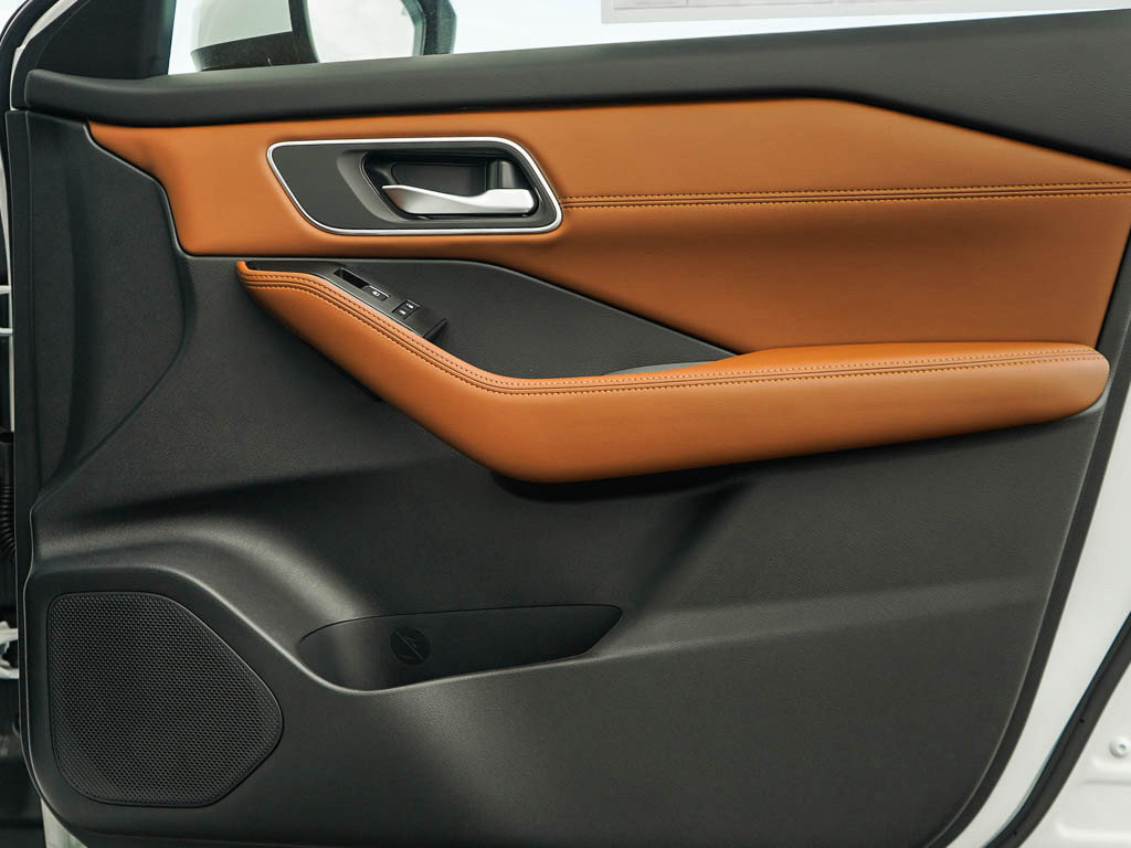 New 2026 Nissan Rogue Platinum w/ Platinum Premium Package image 10