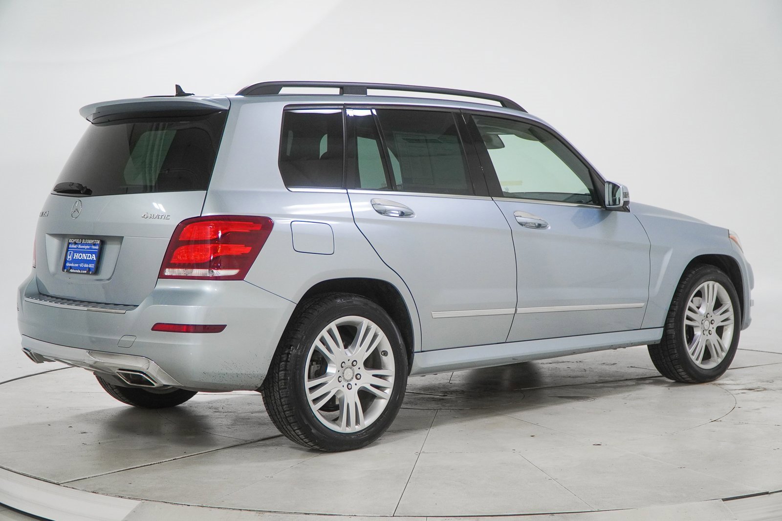 Used 2015 Mercedes-Benz GLK 350 4MATIC image 11