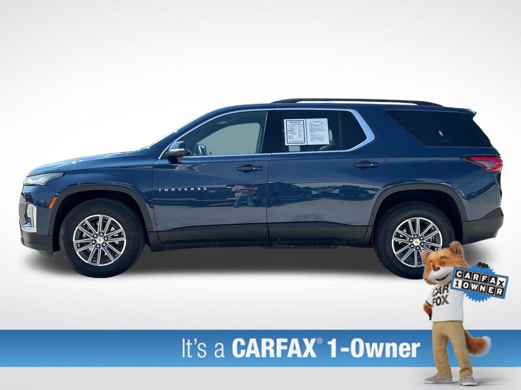 Used 2023 Chevrolet Traverse LT FWD image 2