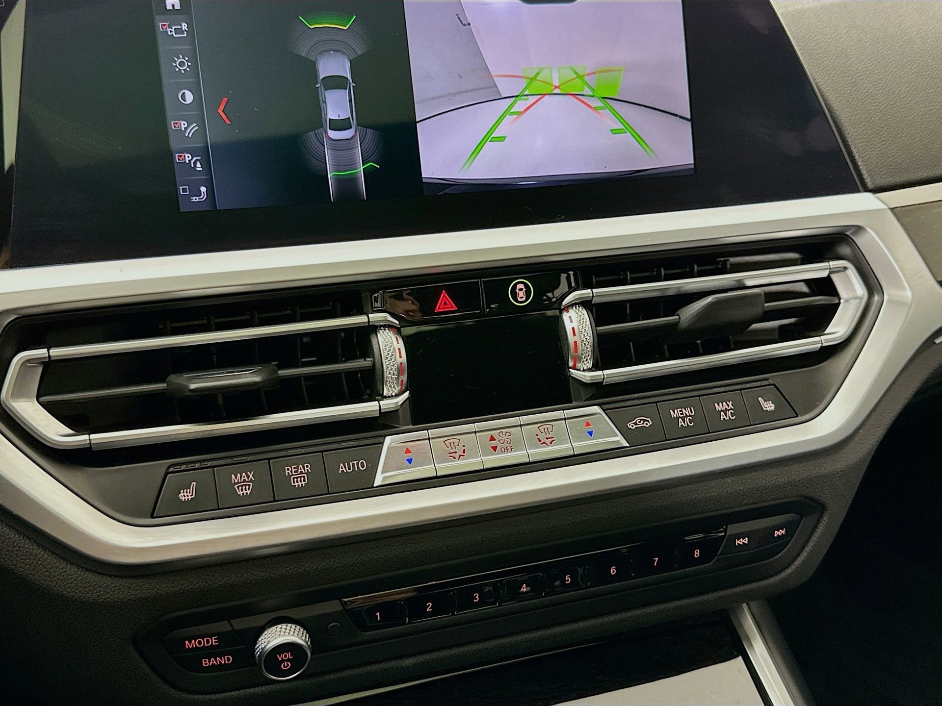 Used 2020 BMW 330i xDrive Sedan AWD/4WD image 17