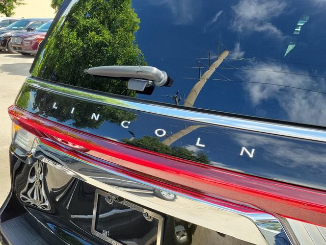Certified 2023 Lincoln Navigator Reserve w/ Monochromatic Package AWD/4WD image 7