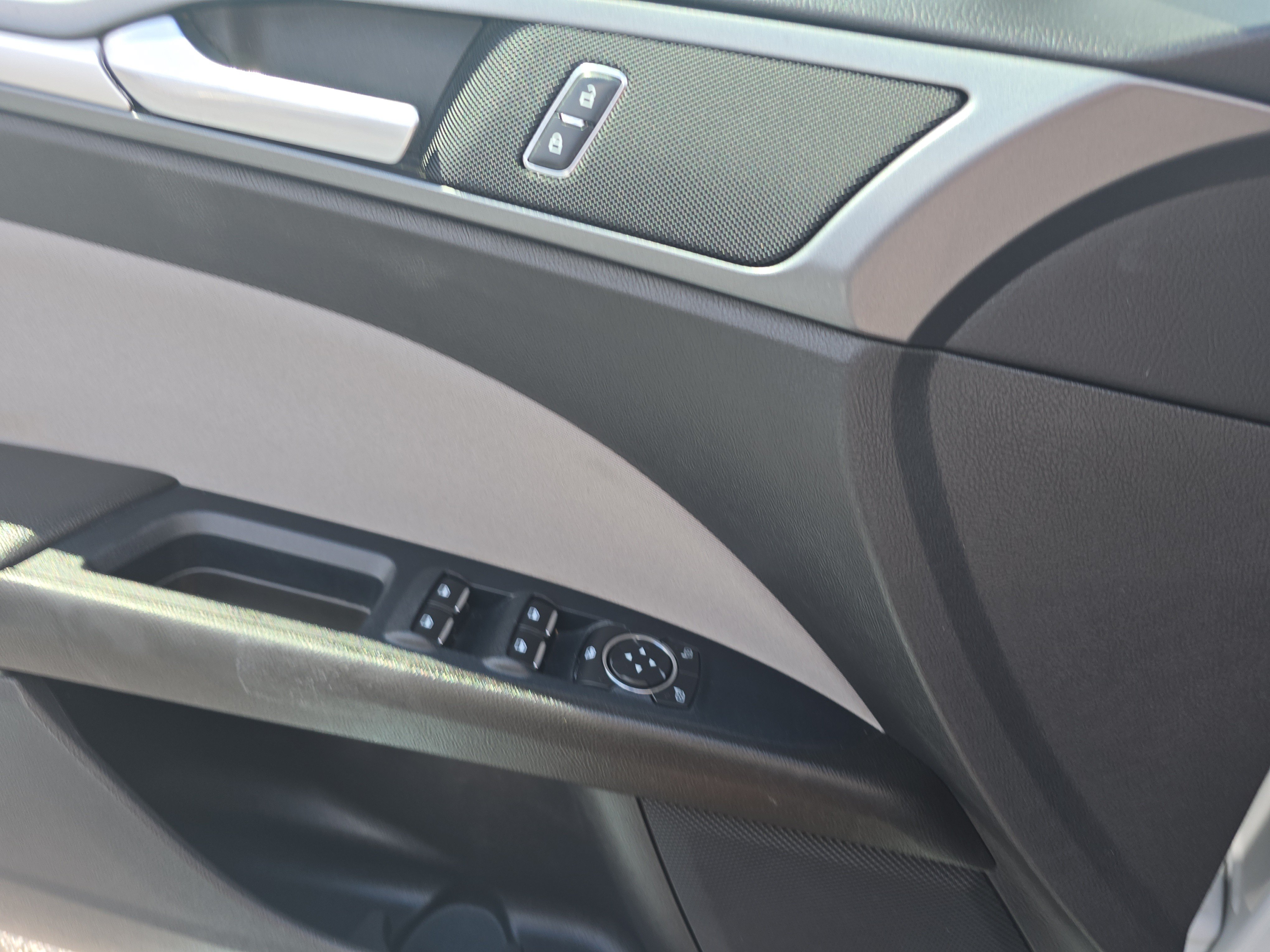 Used 2016 Ford Fusion S FWD image 14